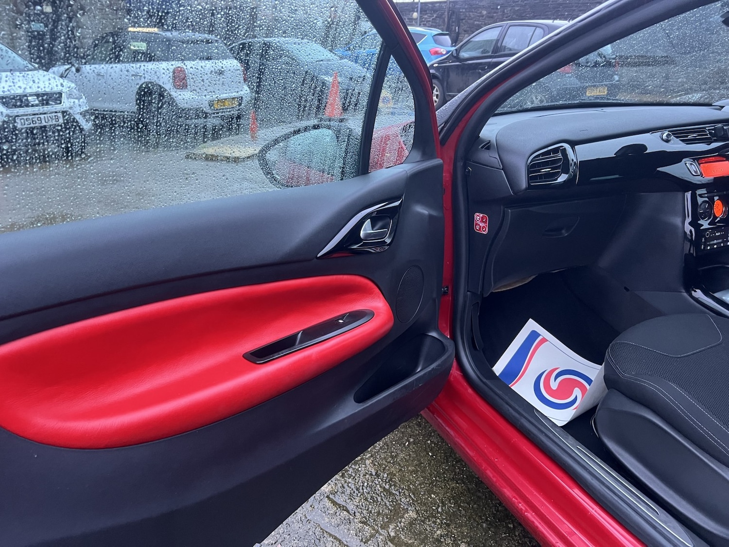 Used Citroen DS3 2013 for sale - 77609931: Photo 14