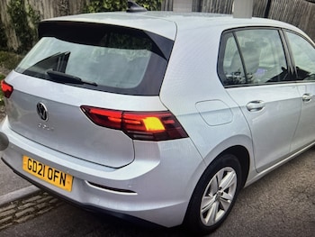 Used Volkswagen Golf 2021 for sale - 76319440: Photo 2