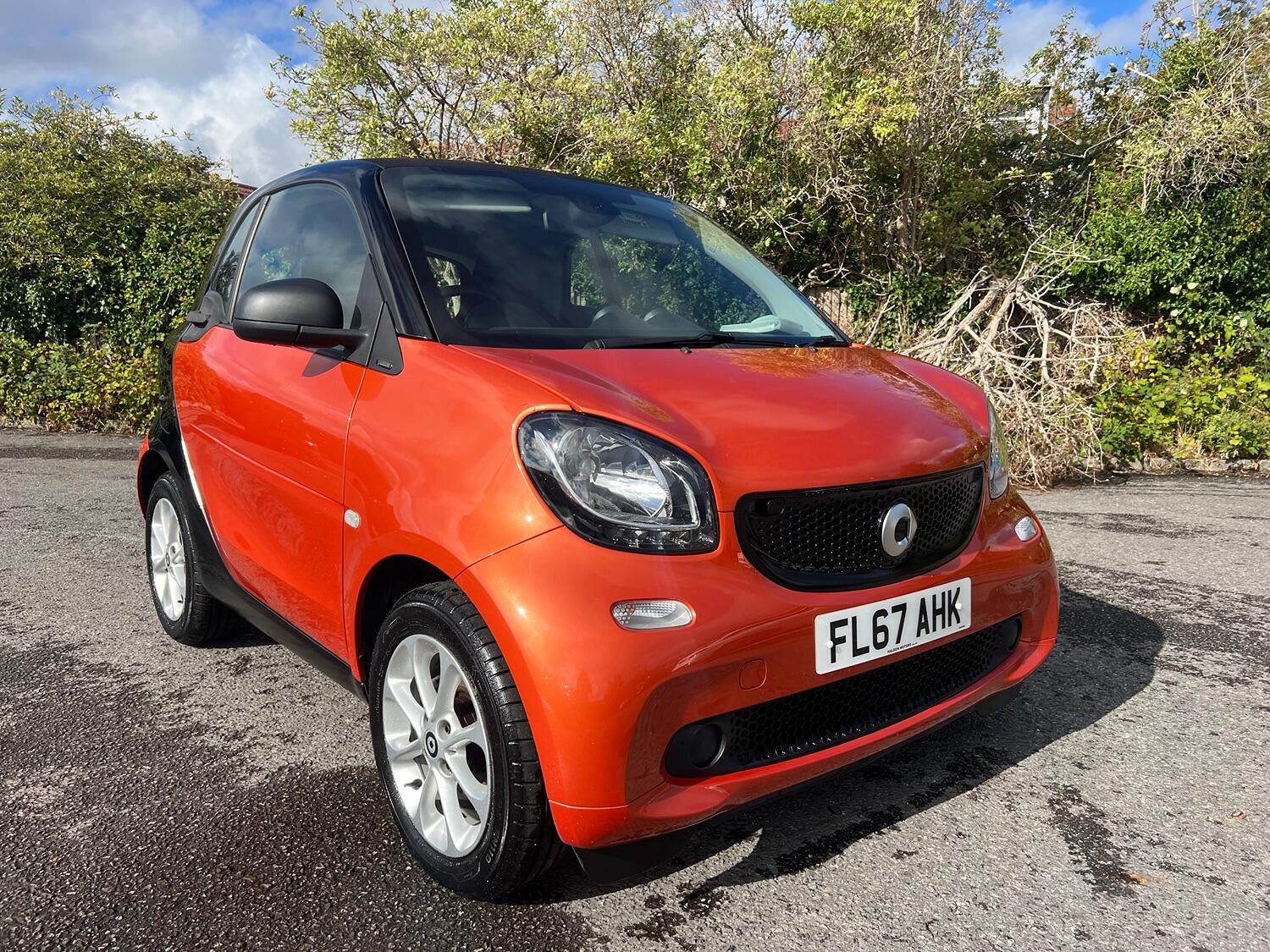 Used smart fortwo 2017 for sale - 76186794: Photo 1