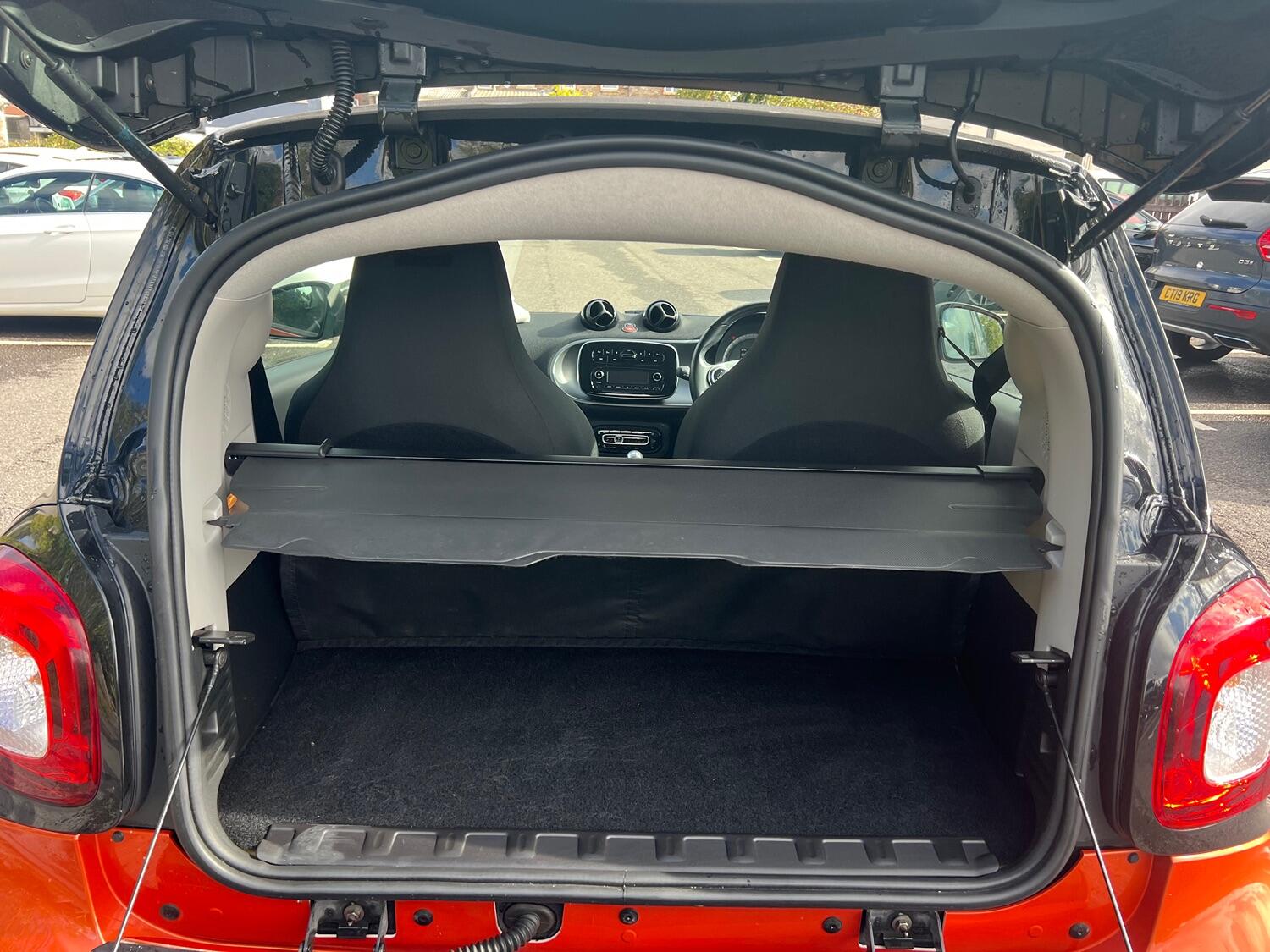 Used smart fortwo 2017 for sale - 76186794: Photo 15