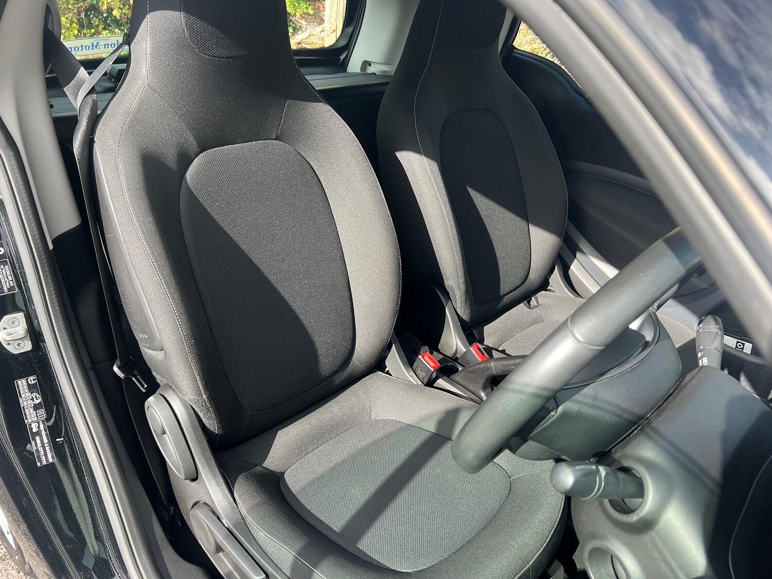 Used smart fortwo 2017 for sale - 76186794: Photo 17