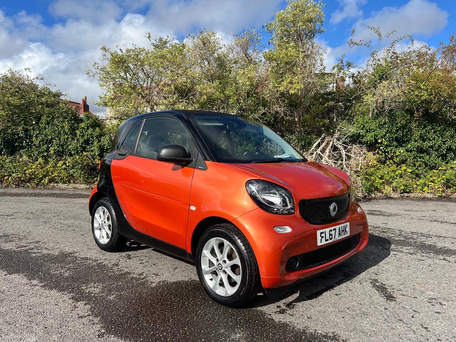 Used smart fortwo 2017 for sale - 76186794: Photo 2