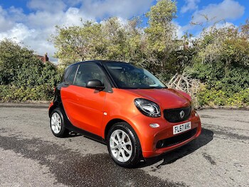 Used smart fortwo 2017 for sale - 76186794: Photo 2