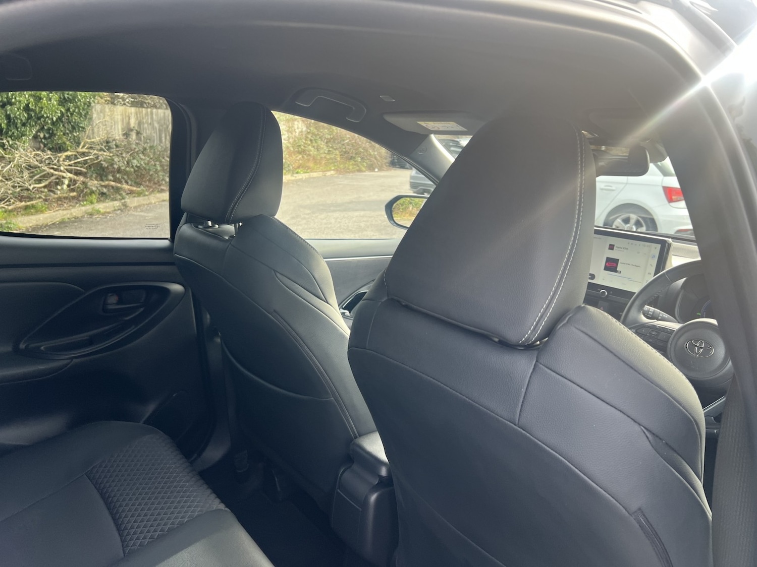 Used Toyota Yaris 2024 for sale - 77516108: Photo 19