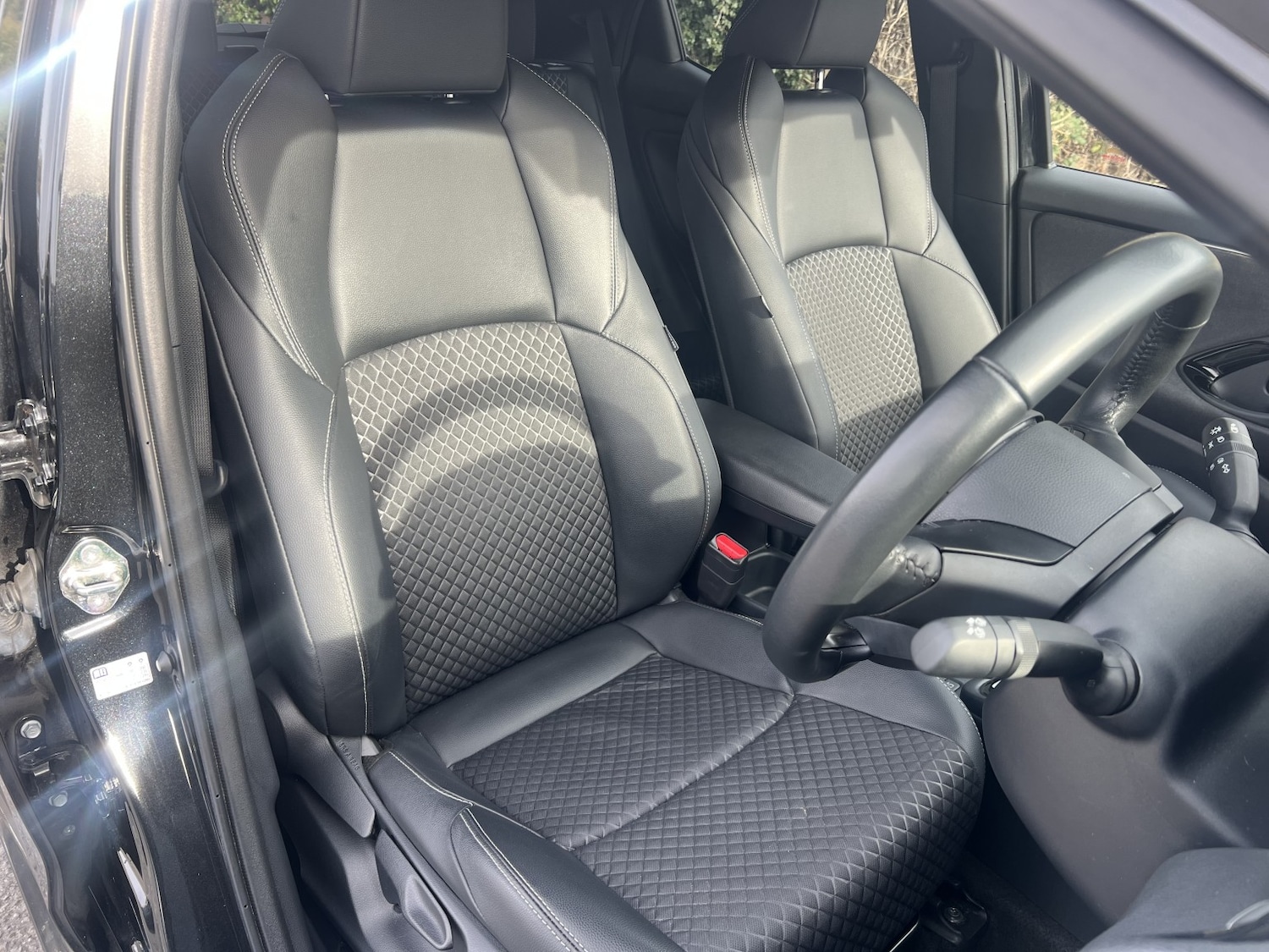 Used Toyota Yaris 2024 for sale - 77516108: Photo 23