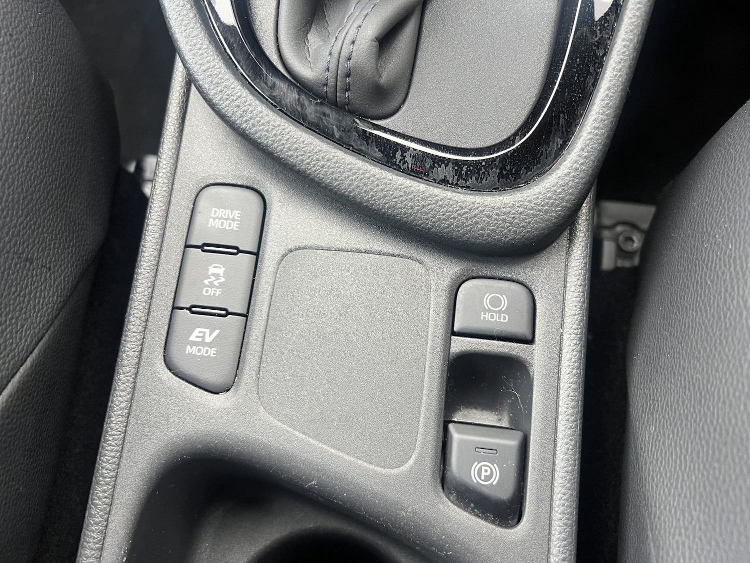 Used Toyota Yaris 2024 for sale - 77516108: Photo 31