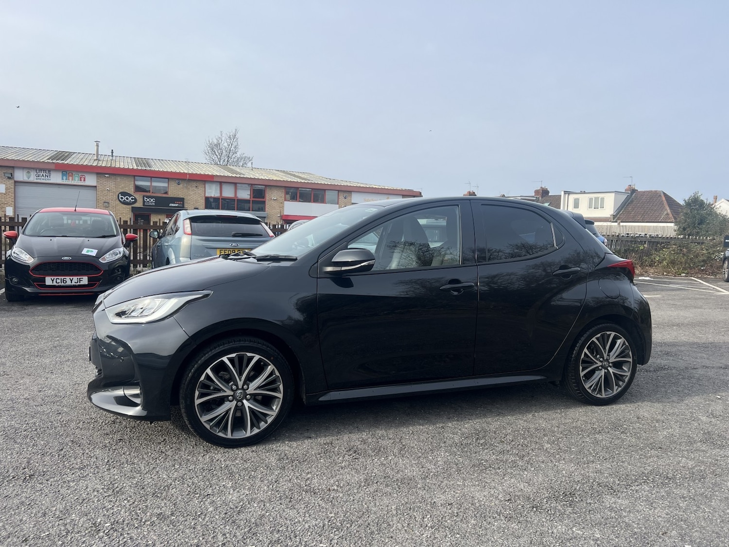 Used Toyota Yaris 2024 for sale - 77516108: Photo 5