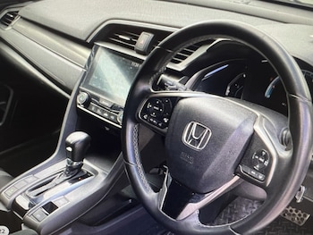 Used Honda Civic 2017 for sale - 78513641: Photo