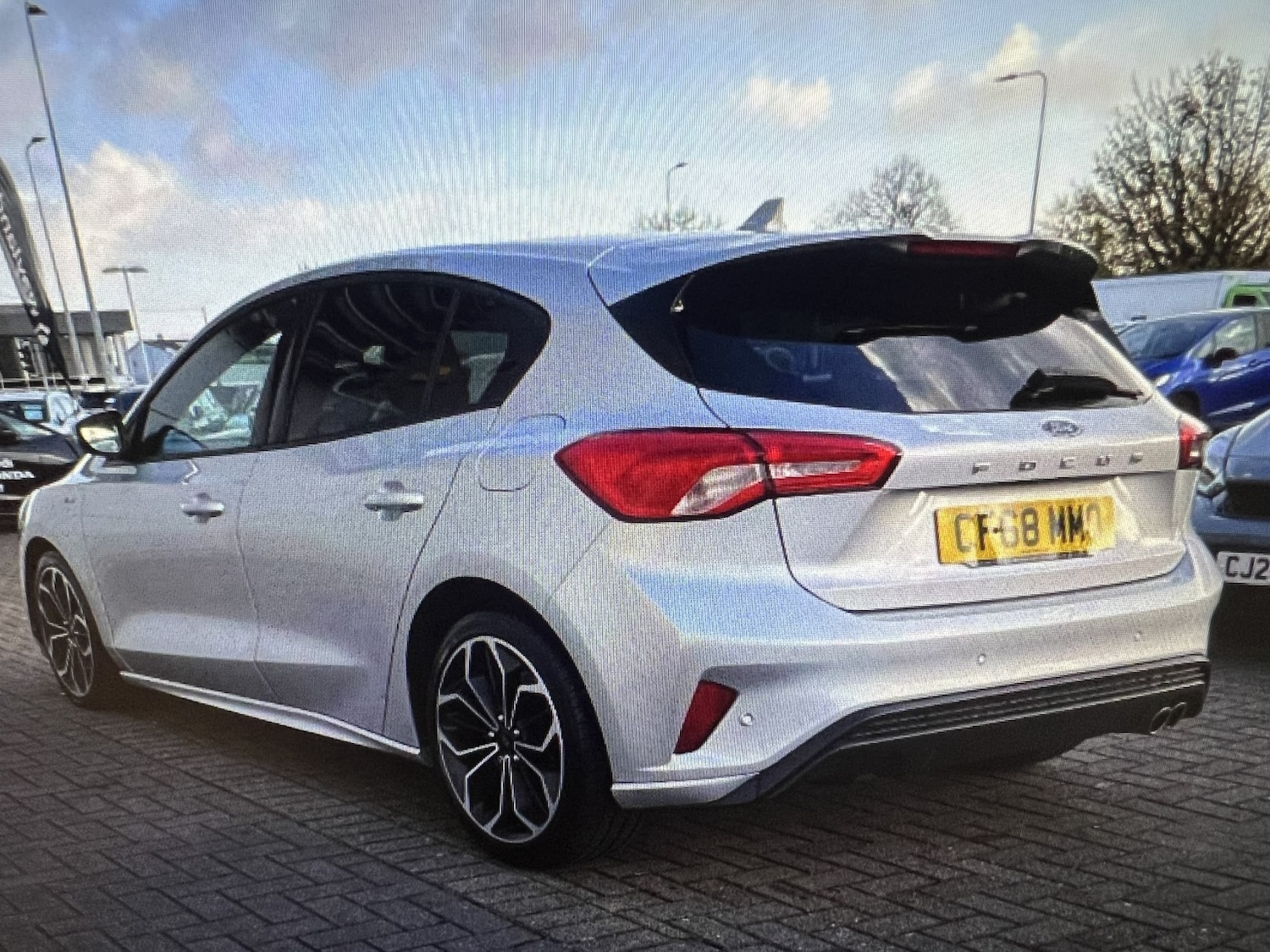 Used Ford Focus 2018 for sale - 76455407: Photo 2