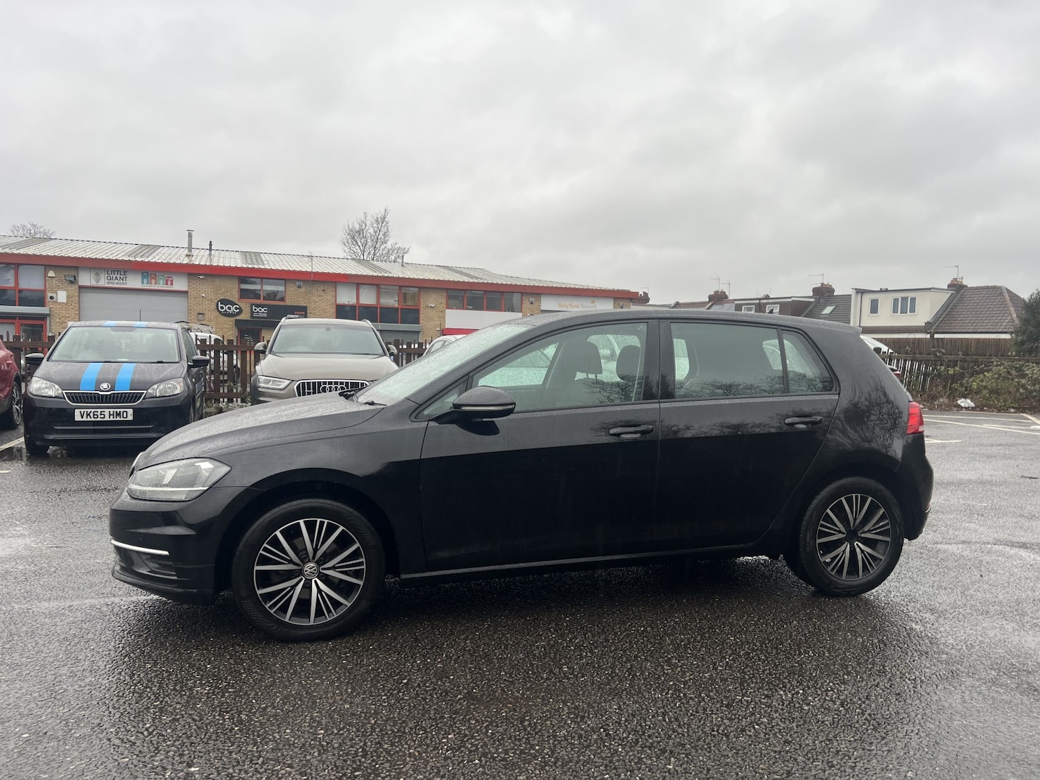 Used Volkswagen Golf 2018 for sale - 77508492: Photo 6