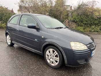Vauxhall - Corsa