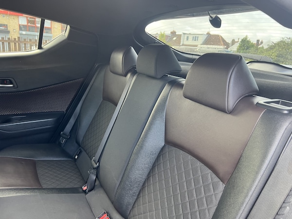 Used Toyota C-HR 2018 for sale - 76186648: Photo 18