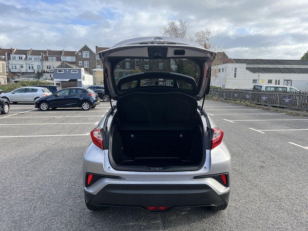 Used Toyota C-HR 2018 for sale - 76186648: Photo 19
