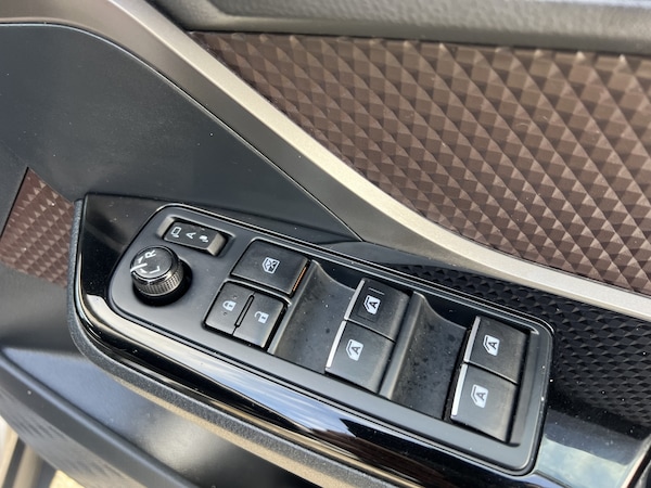 Used Toyota C-HR 2018 for sale - 76186648: Photo 27