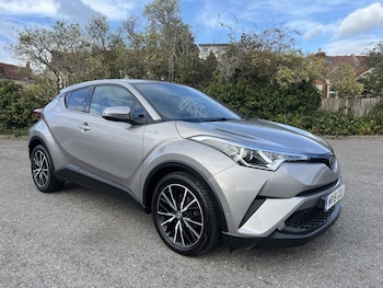 Used Toyota C-HR 2018 for sale - 76186648: Photo 2