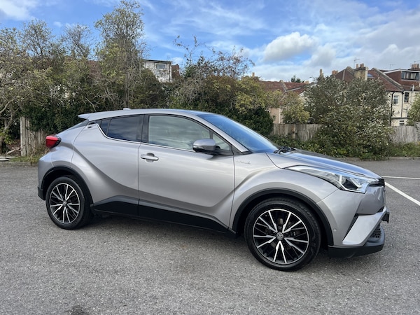 Used Toyota C-HR 2018 for sale - 76186648: Photo 3