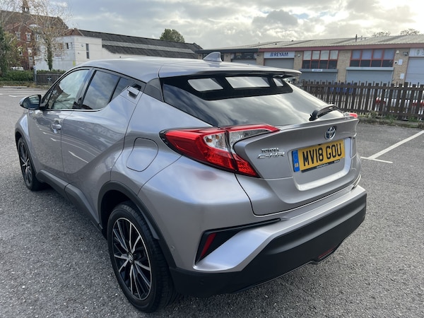 Used Toyota C-HR 2018 for sale - 76186648: Photo 8