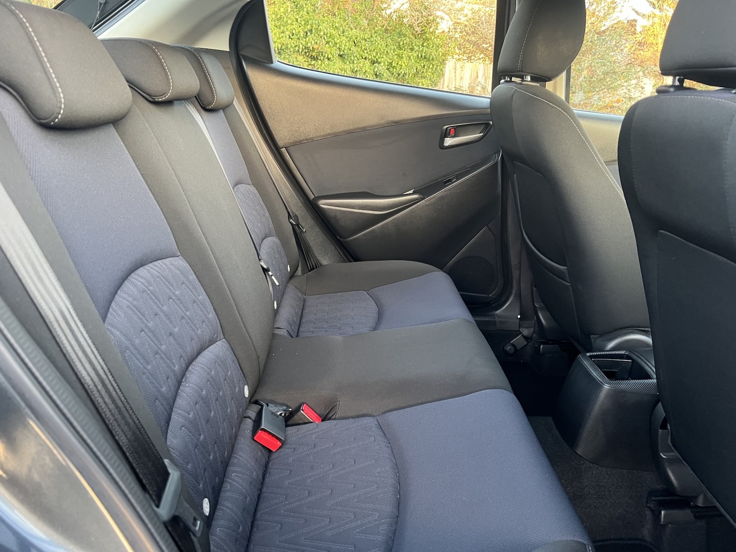 Used Mazda Mazda2 2016 for sale - 76896926: Photo 18