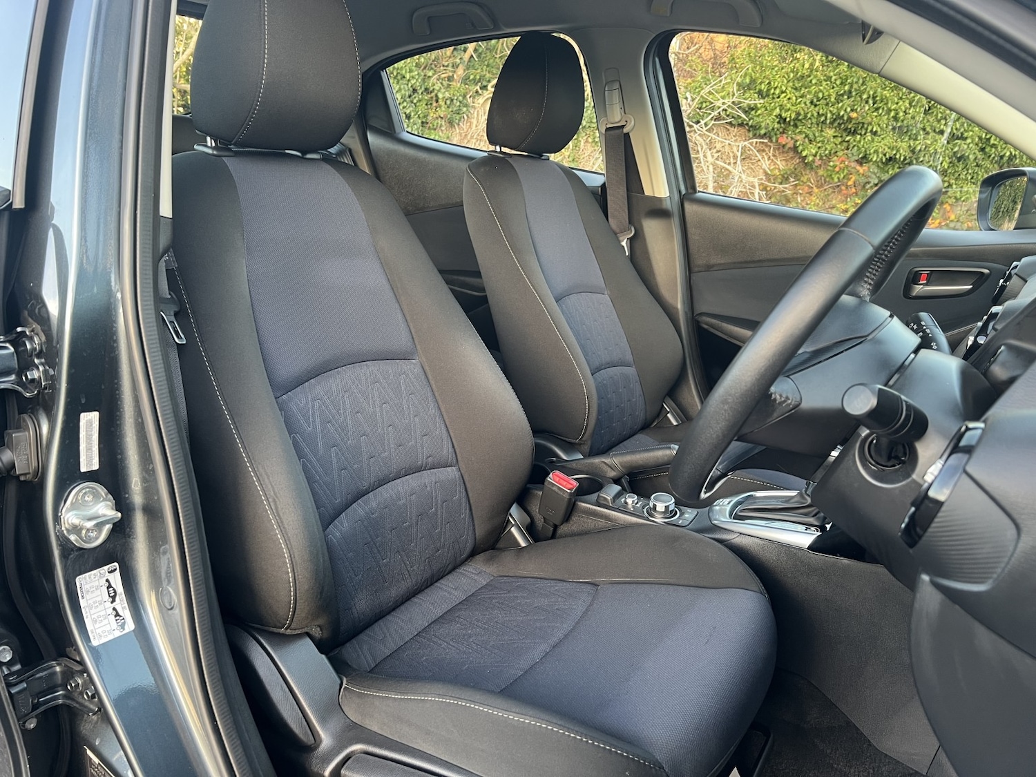 Used Mazda Mazda2 2016 for sale - 76896926: Photo 23