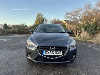 Used Mazda Mazda2 2016 for sale - 76896926: Photo