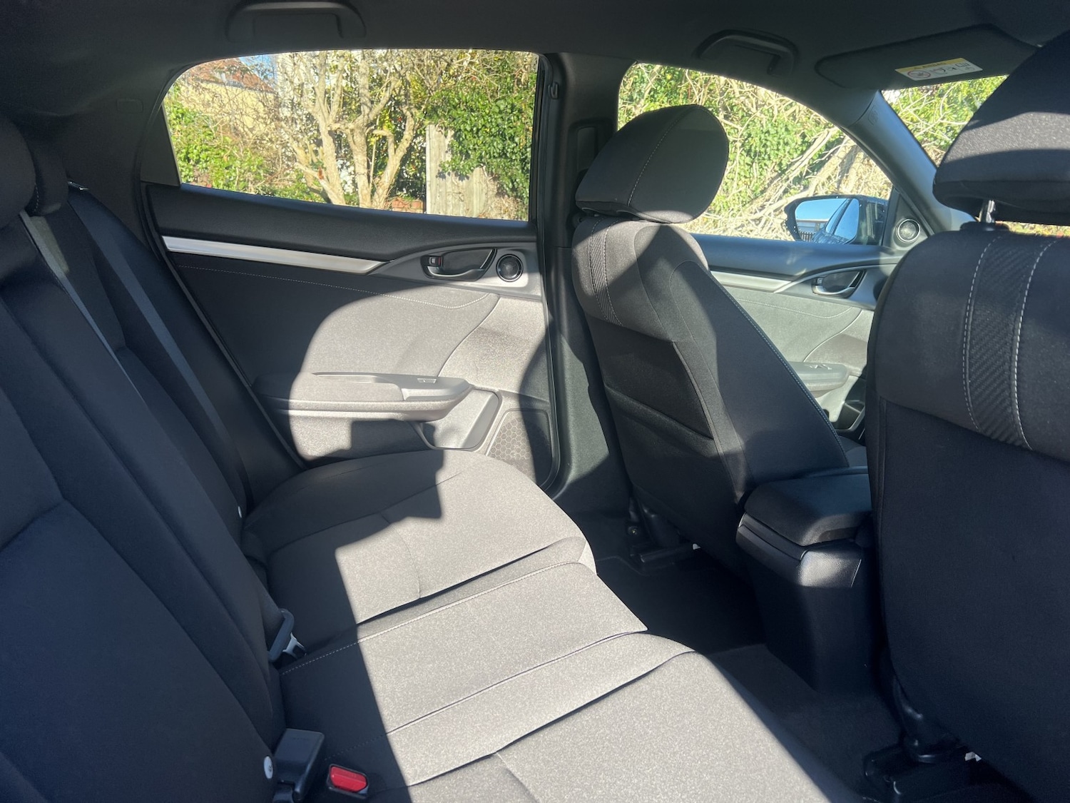 Used Honda Civic 2017 for sale - 76725650: Photo 17