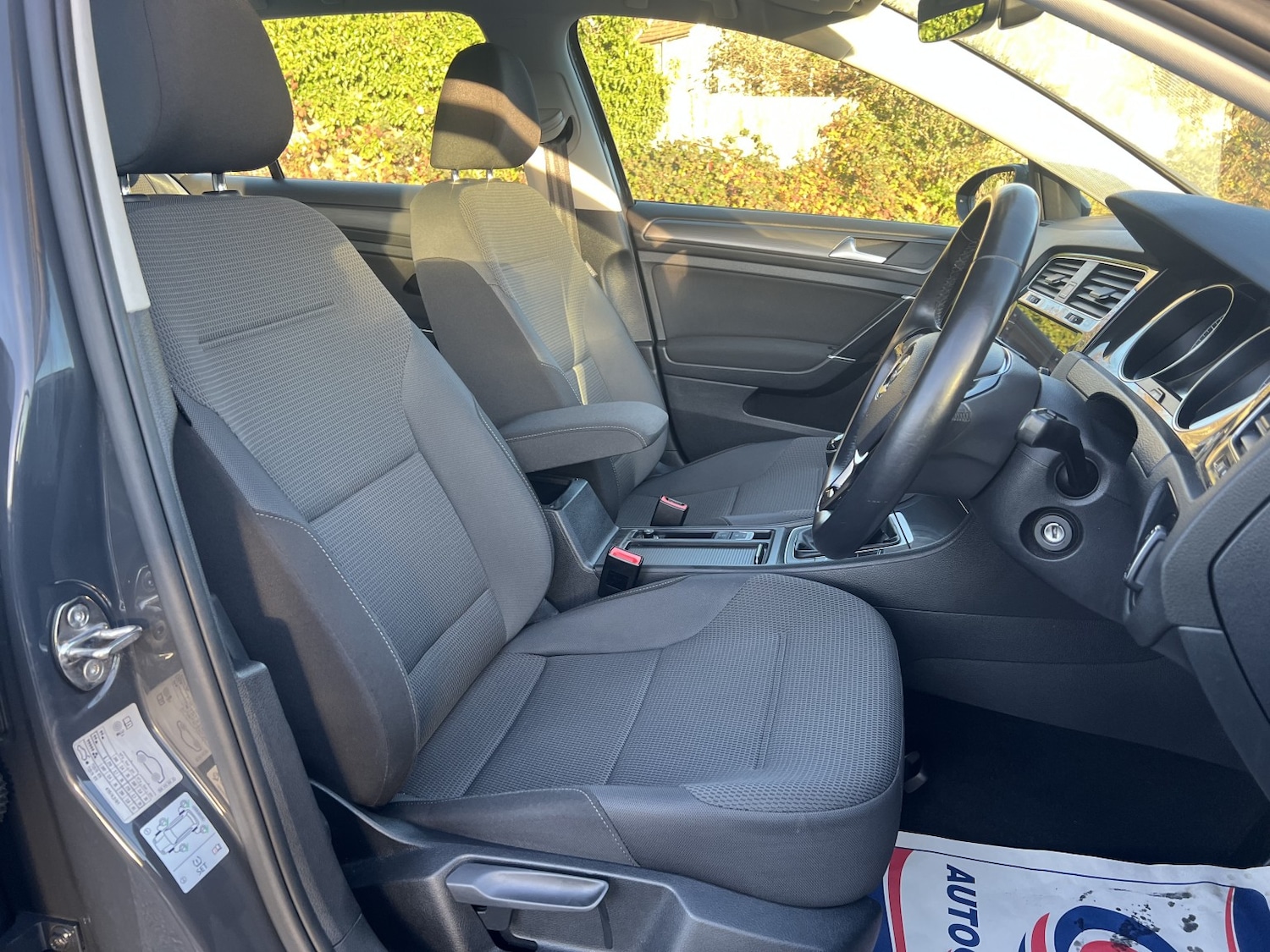 Used Volkswagen Golf 2018 for sale - 76741353: Photo 24