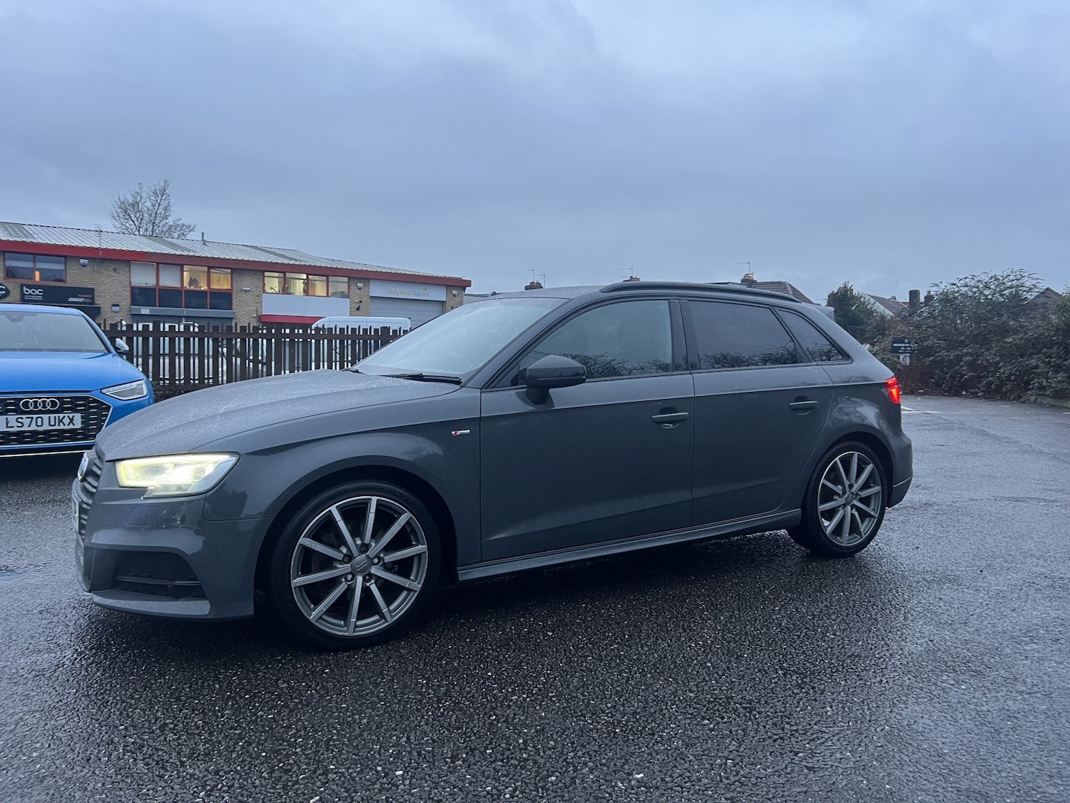 Used Audi A3 2018 for sale - 77073045: Photo 5