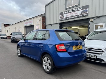 Used Skoda Fabia 2015 for sale - 77073116: Photo