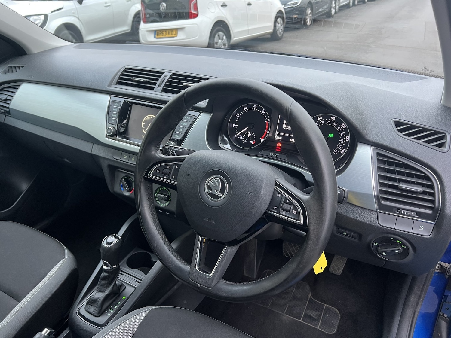 Used Skoda Fabia 2015 for sale - 77073116: Photo 3