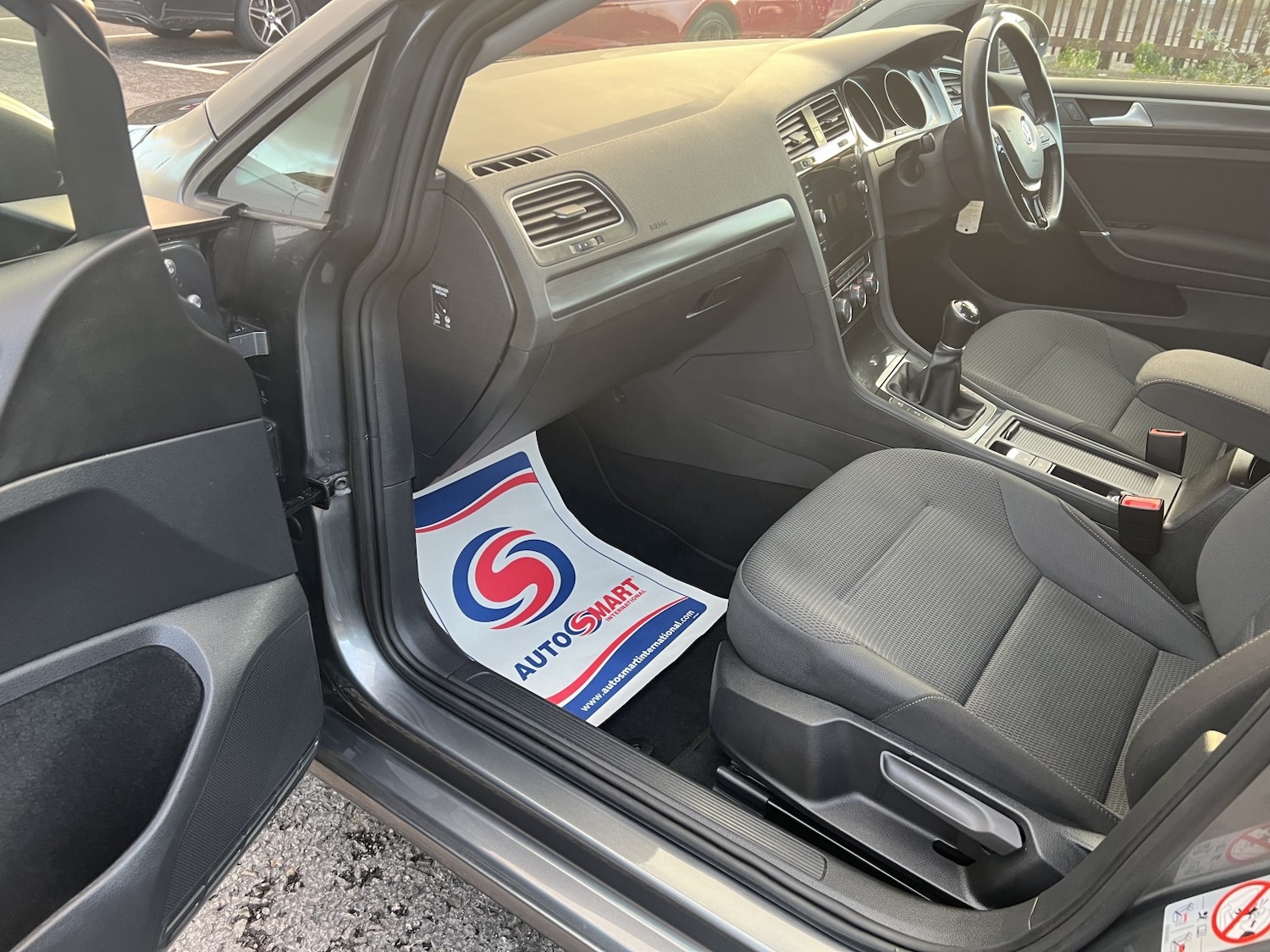 Used Volkswagen Golf 2018 for sale - 76963305: Photo 15