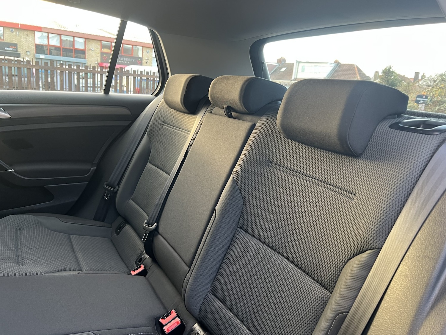 Used Volkswagen Golf 2018 for sale - 76963305: Photo 20