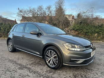 Used Volkswagen Golf 2018 for sale - 76963305: Photo