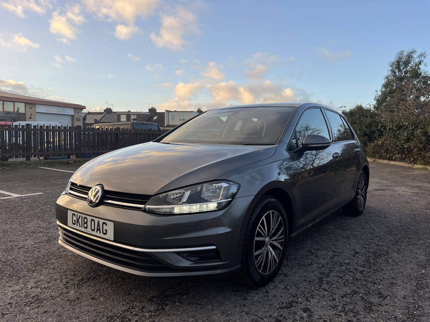 Used Volkswagen Golf 2018 for sale - 76963305: Photo 5