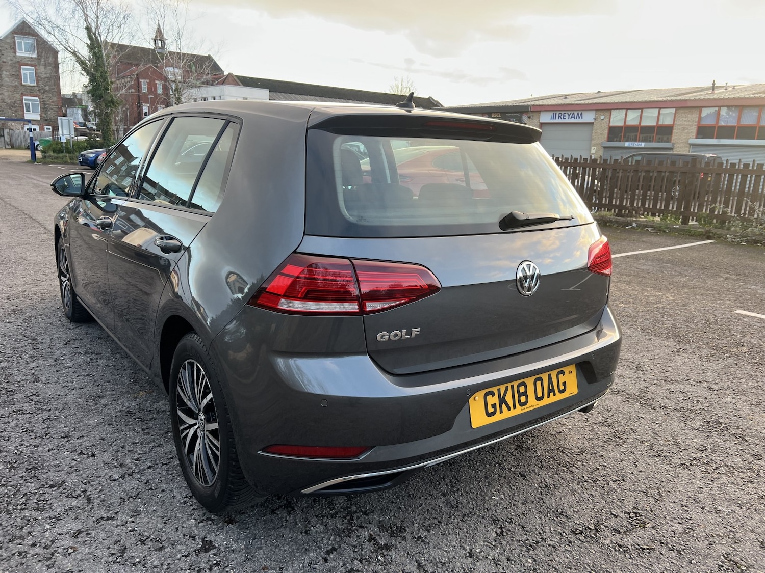 Used Volkswagen Golf 2018 for sale - 76963305: Photo 9