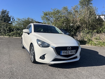 Used Mazda Mazda2 2015 for sale - 78057113: Photo