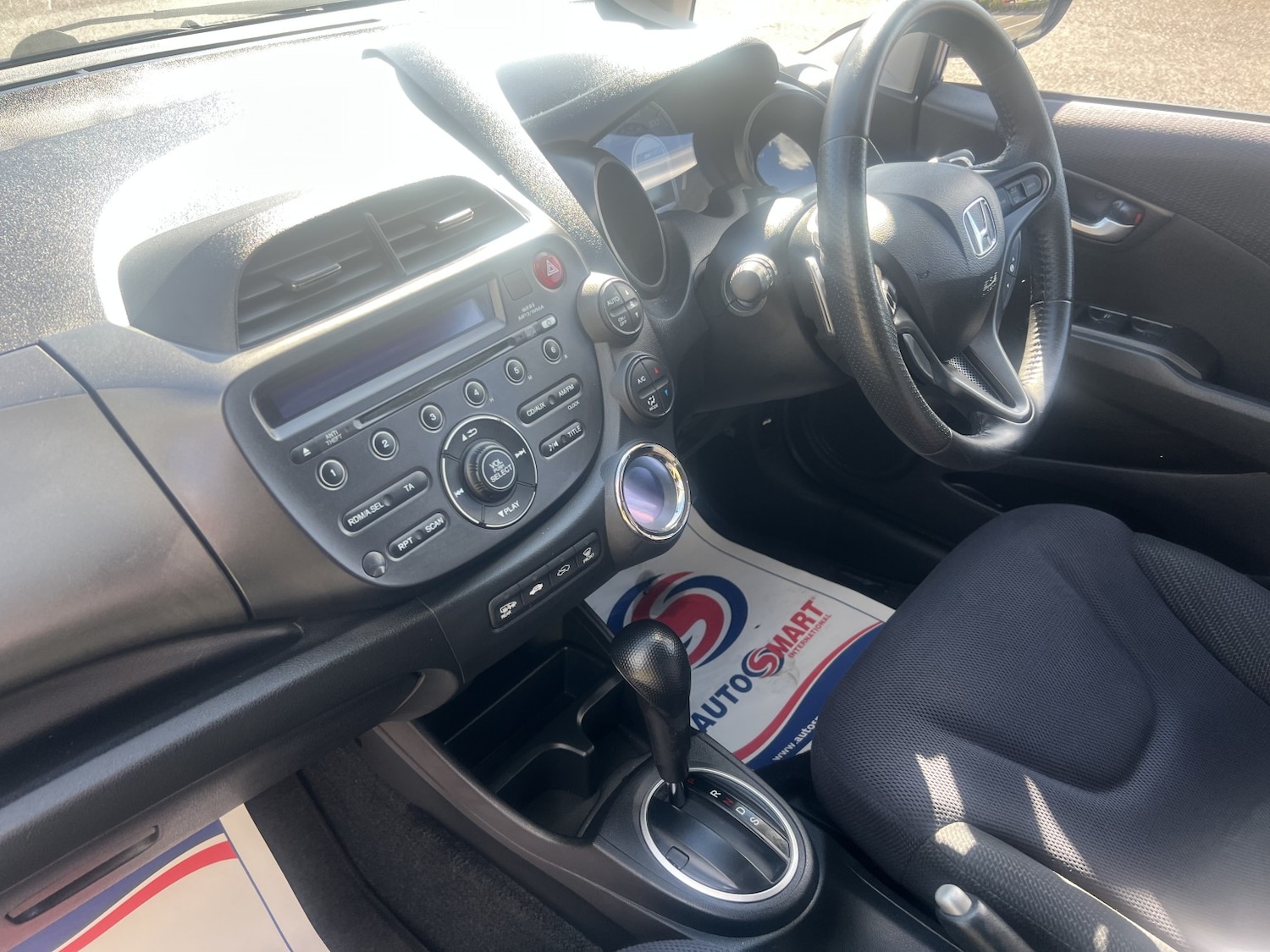 Used Honda Jazz 2014 for sale - 76186702: Photo 12