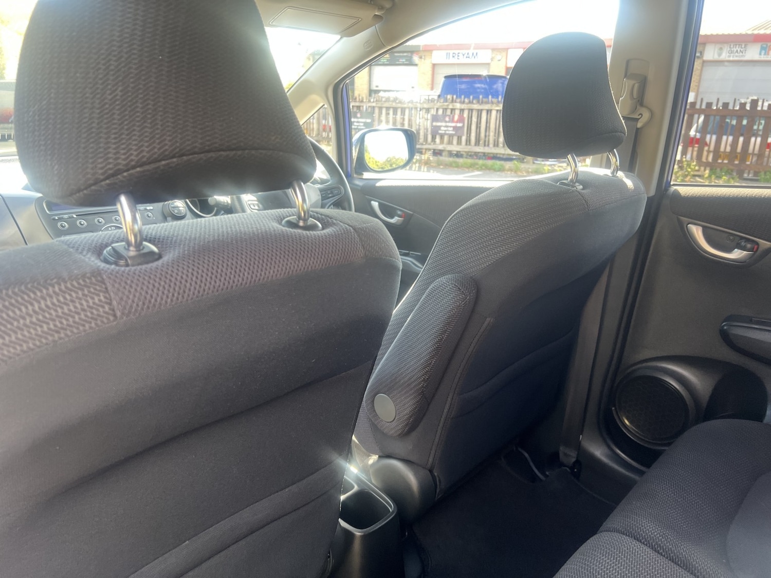 Used Honda Jazz 2014 for sale - 76186702: Photo 16