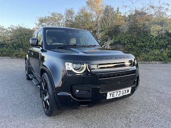 Used Land Rover Defender 110 2023 for sale - 76186730: Photo