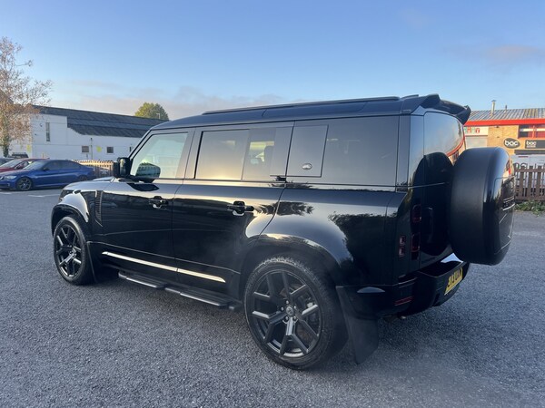 Used Land Rover Defender 110 2023 for sale - 76186730: Photo 9