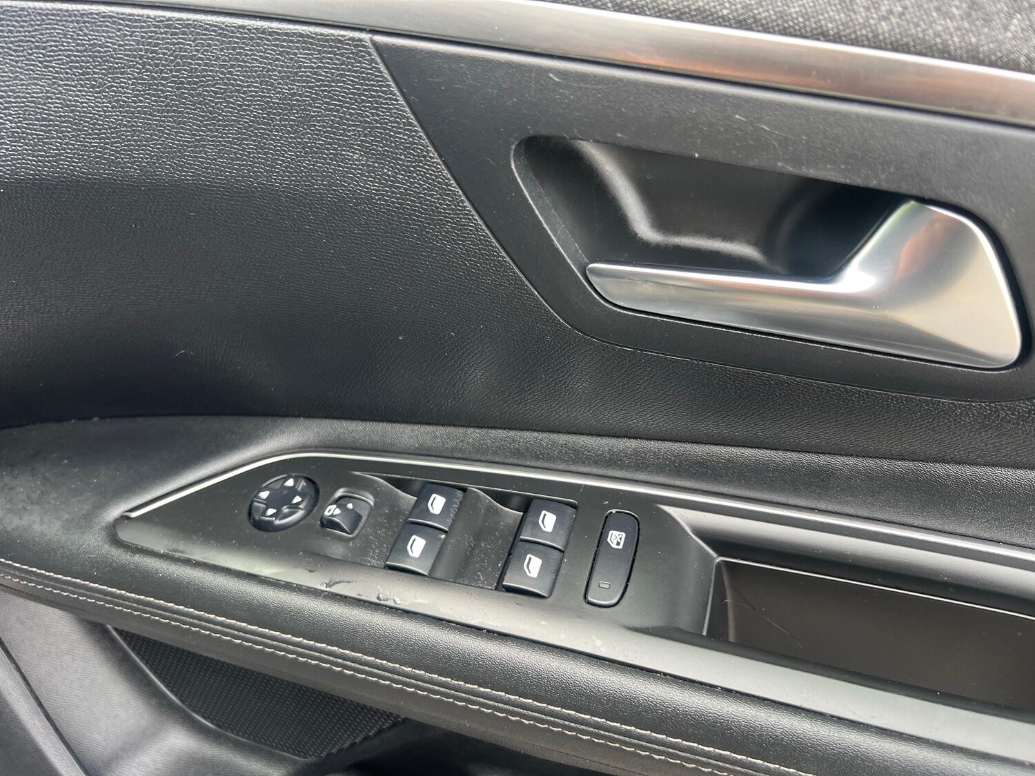 Used Peugeot 3008 2019 for sale - 76186784: Photo 27