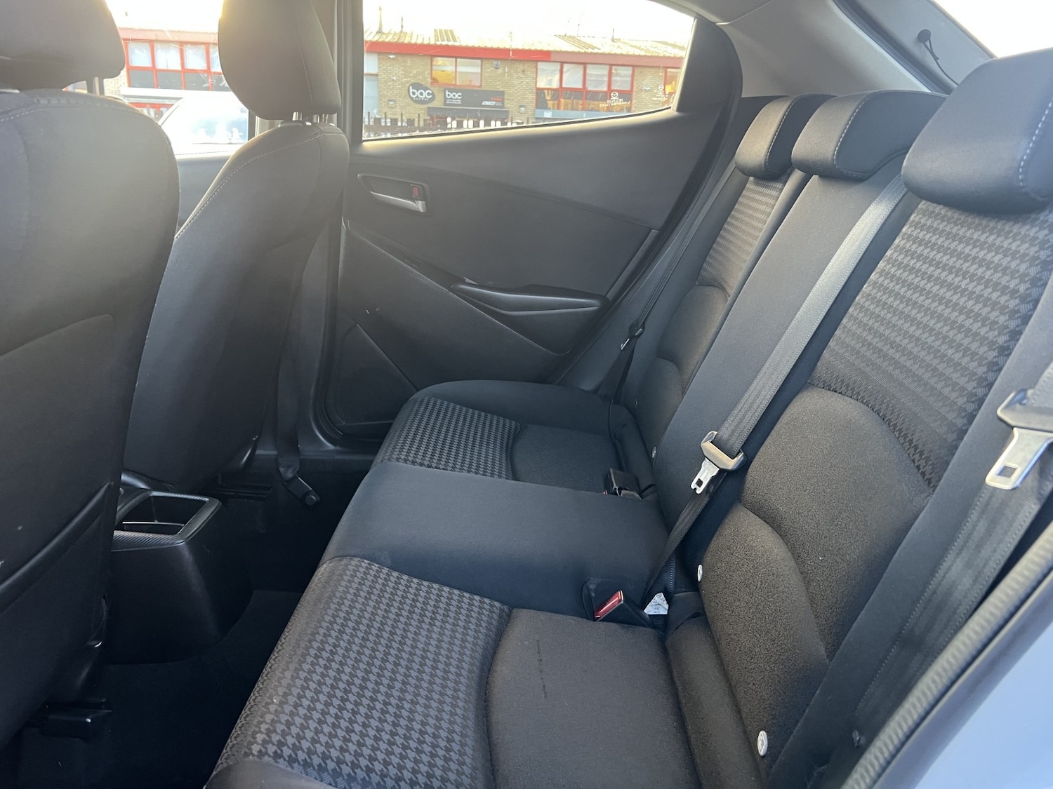 Used Mazda Mazda2 2018 for sale - 76784999: Photo 18