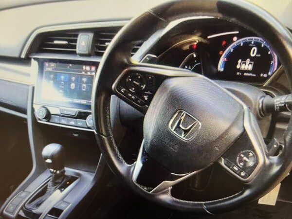 Used Honda Civic 2019 for sale - 76273345: Photo 3