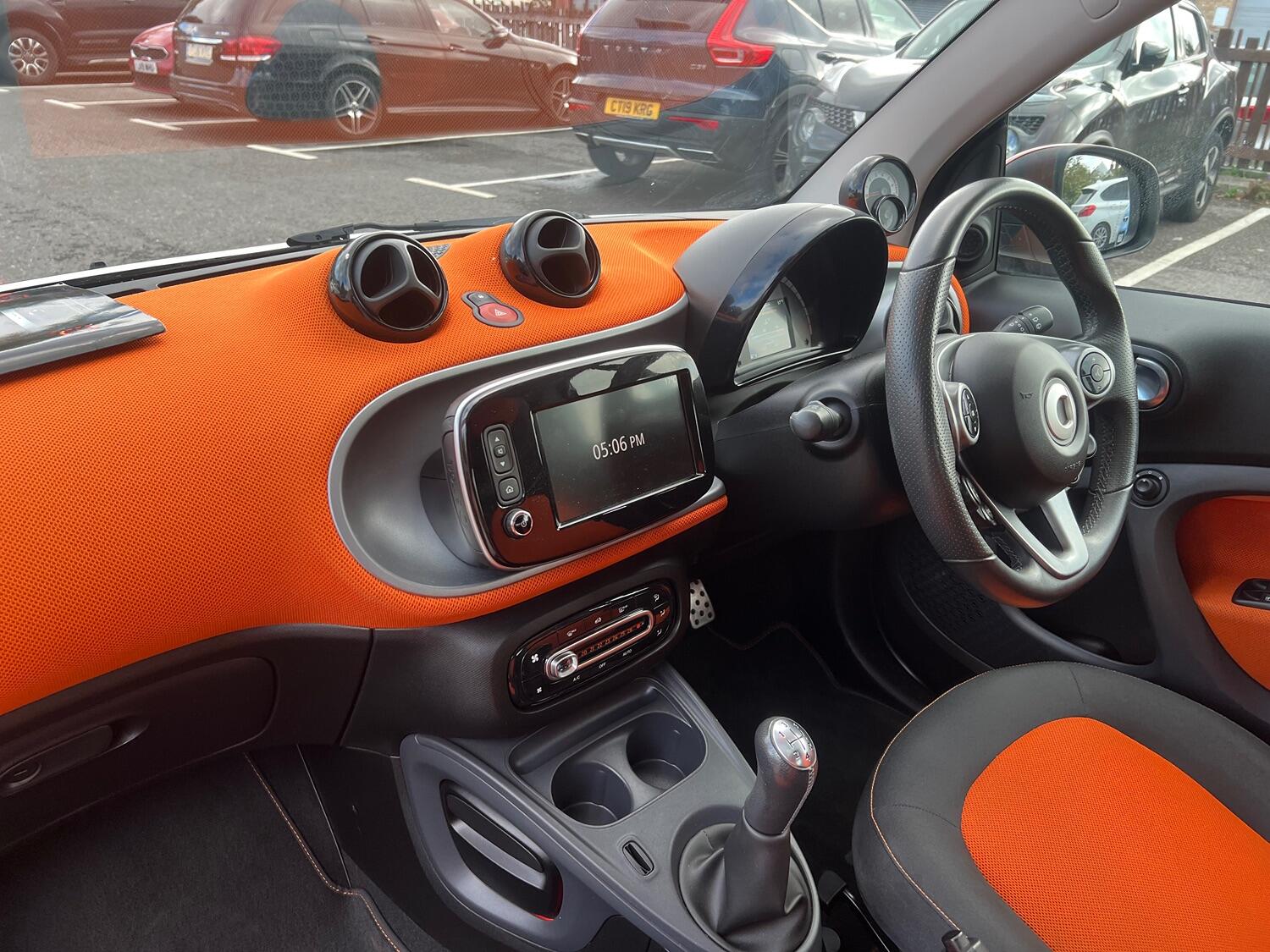 Used smart fortwo 2016 for sale - 76769300: Photo 13