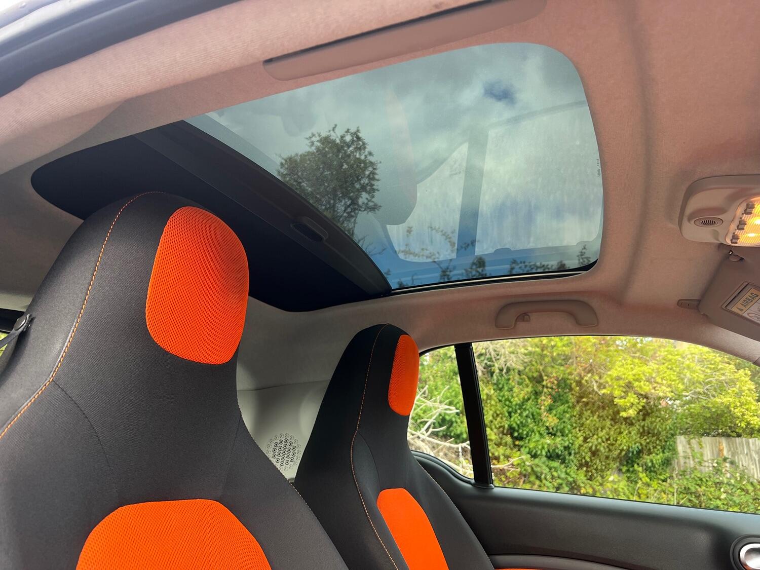 Used smart fortwo 2016 for sale - 76769300: Photo 21