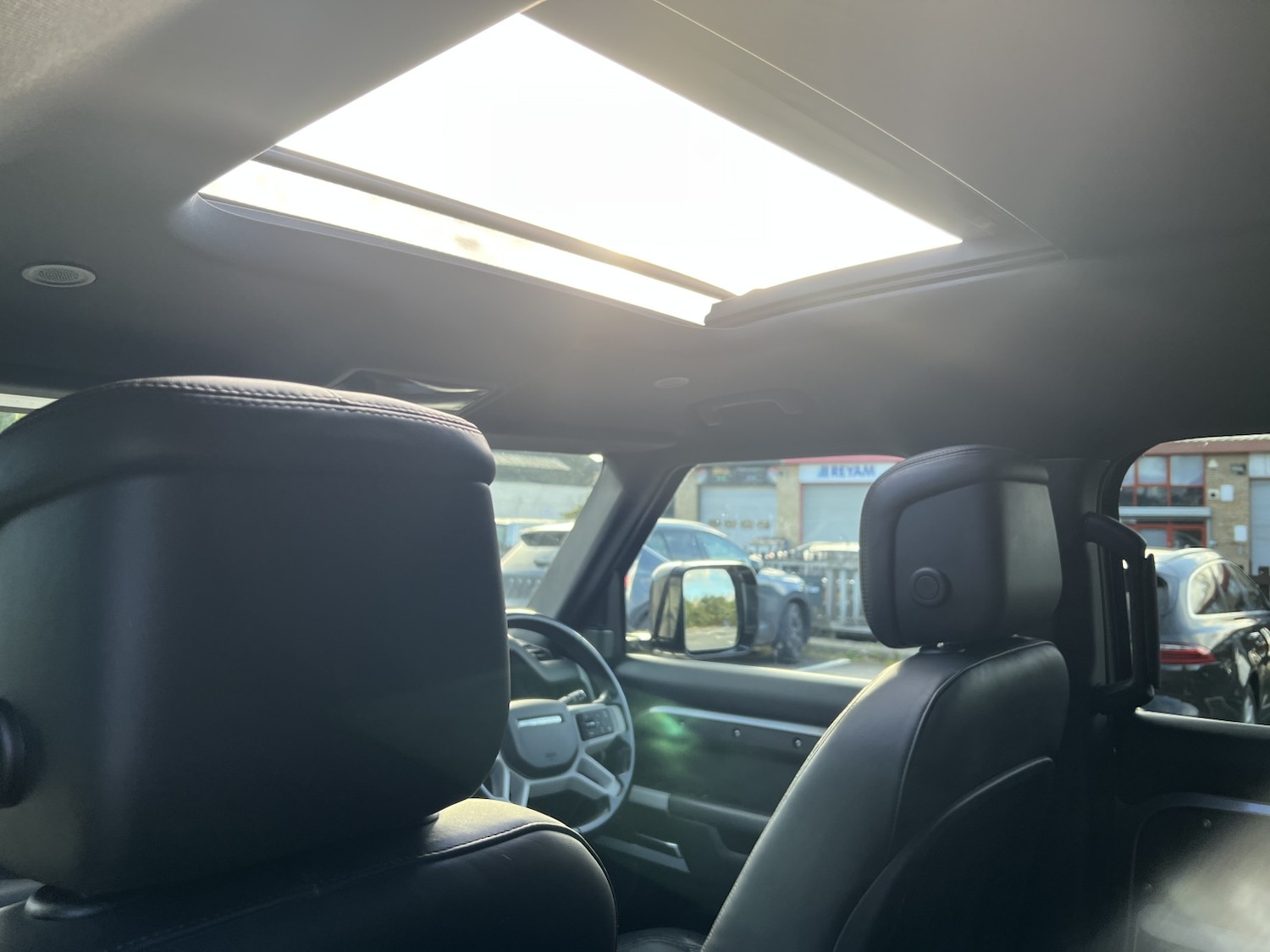 Used Land Rover Defender 110 2023 for sale - 76769802: Photo 21