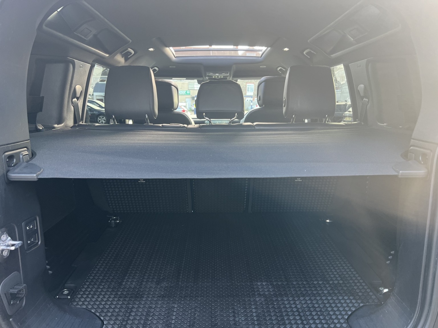 Used Land Rover Defender 110 2023 for sale - 76769802: Photo 24