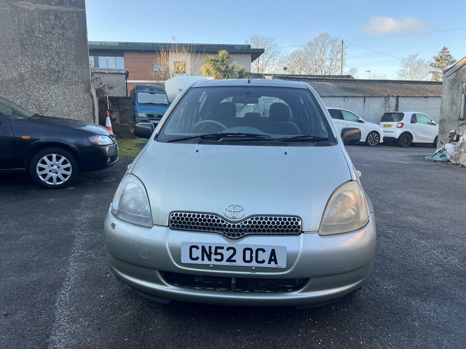 Used Toyota Yaris 2002 for sale - 77162302: Photo 2