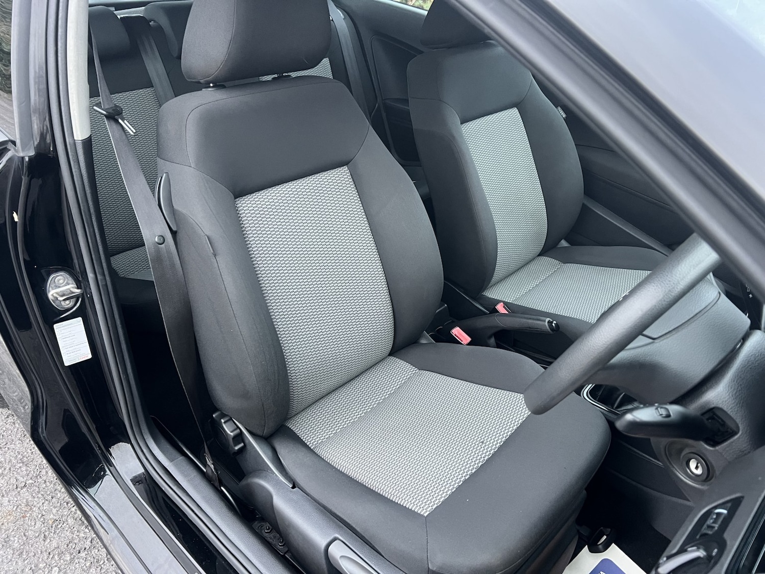 Used Volkswagen Polo 2012 for sale - 76794108: Photo 14