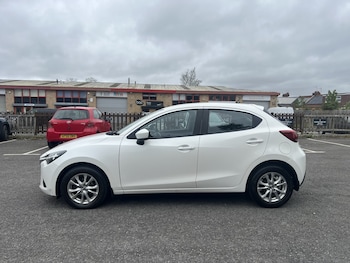 Used Mazda Mazda2 2015 for sale - 78098211: Photo