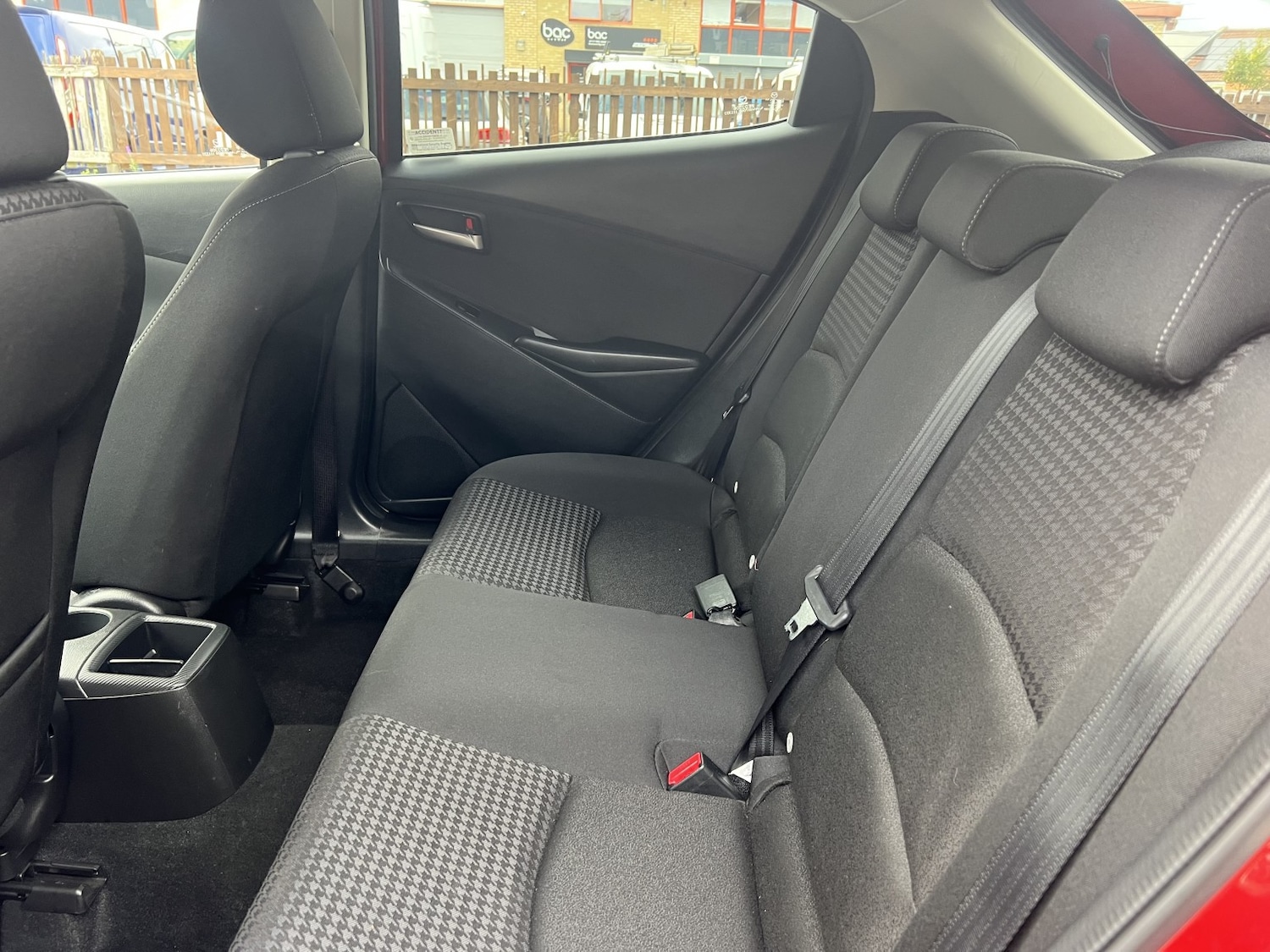 Used Mazda Mazda2 2018 for sale - 76211813: Photo 16